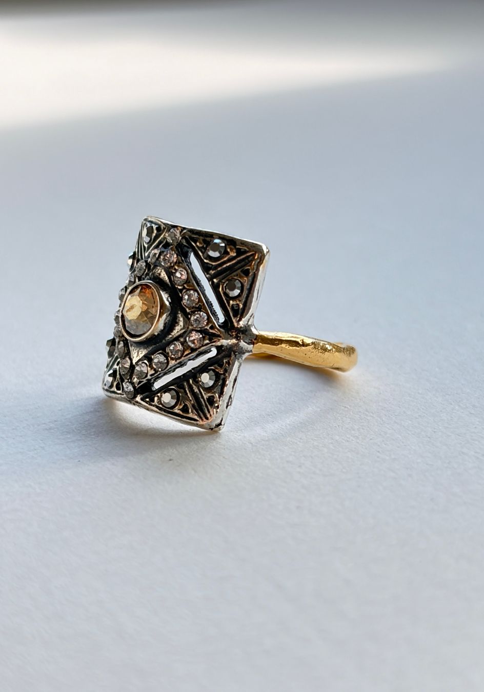 Anillo Carré