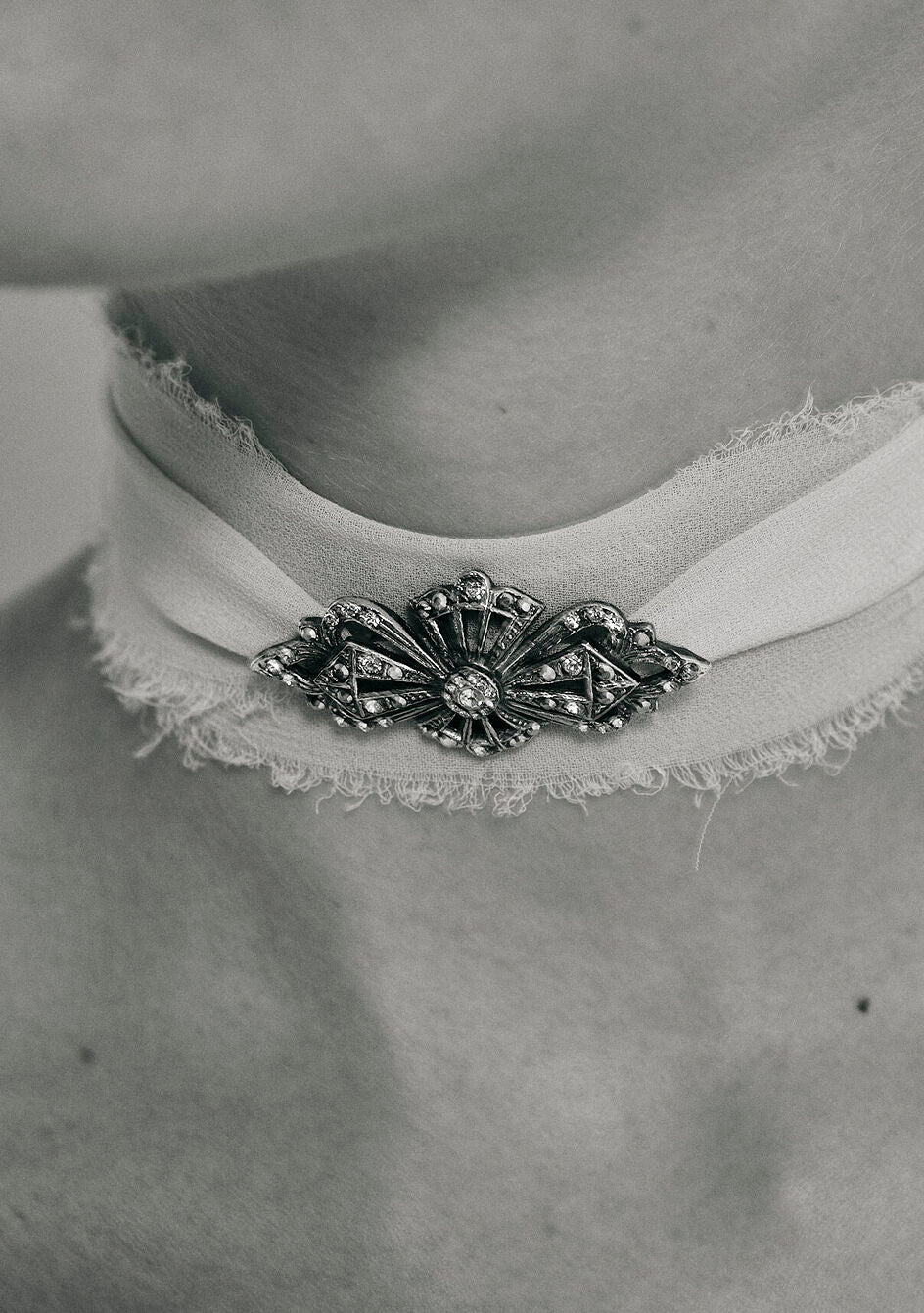 NEW | Gargantilla Maven Seda