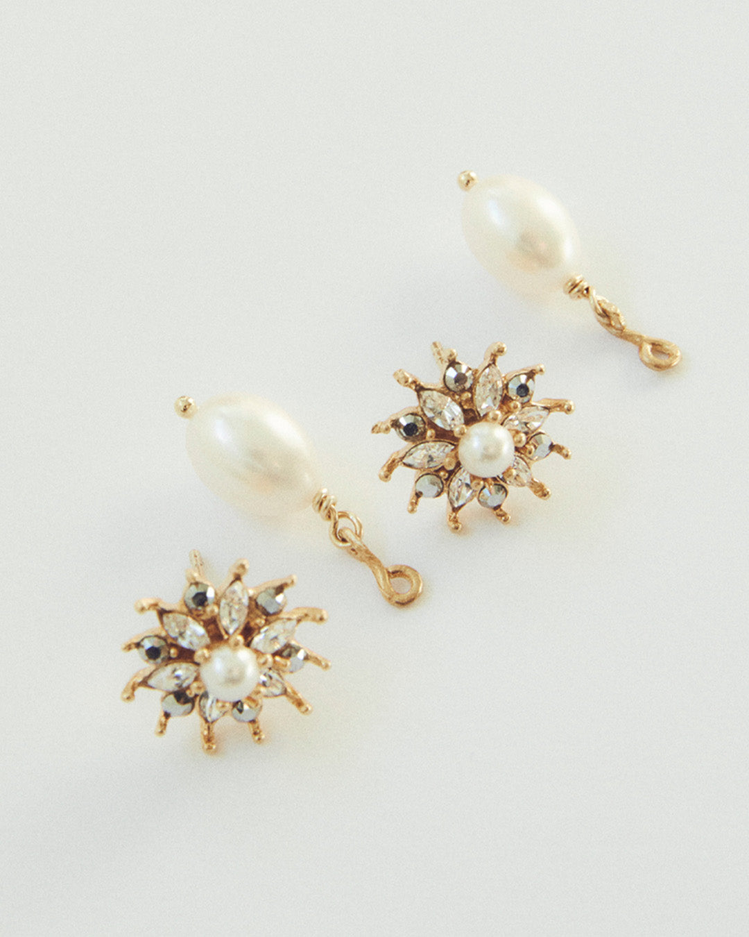 Pendientes Époque Perla Corto